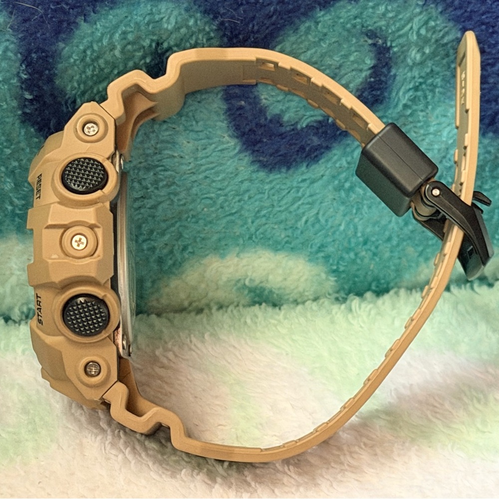 G-Shock Desert Tan and Black - Picture 4 of 6